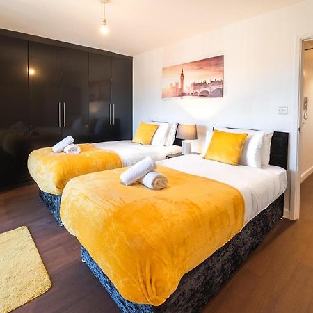 Ferienwohnung Perfect For Business And Leisure- Free Parking Southampton Exterior foto